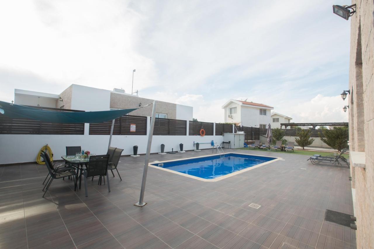 Broadway Villas Protaras Buitenkant foto