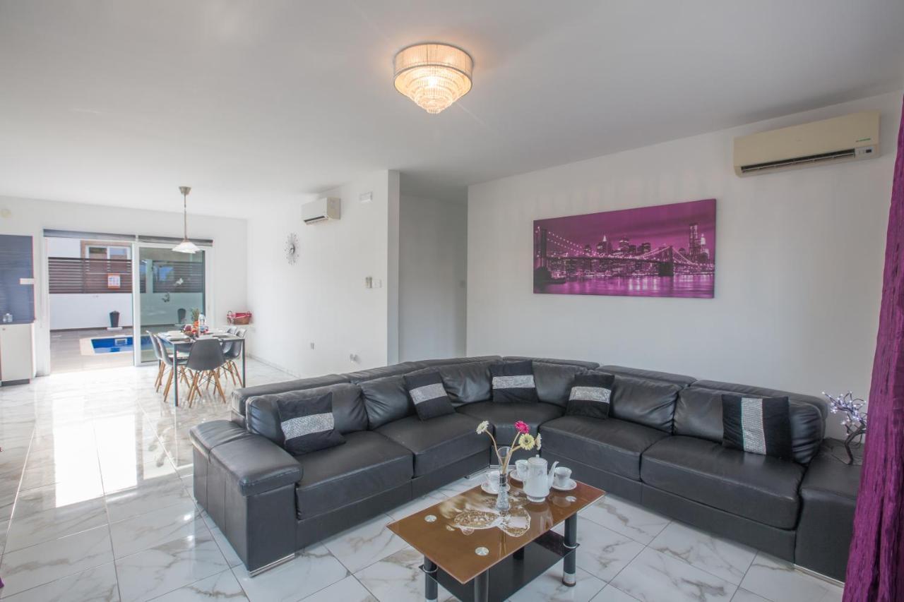 Broadway Villas Protaras Buitenkant foto